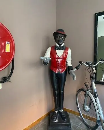 Guest 4 * Brügge
